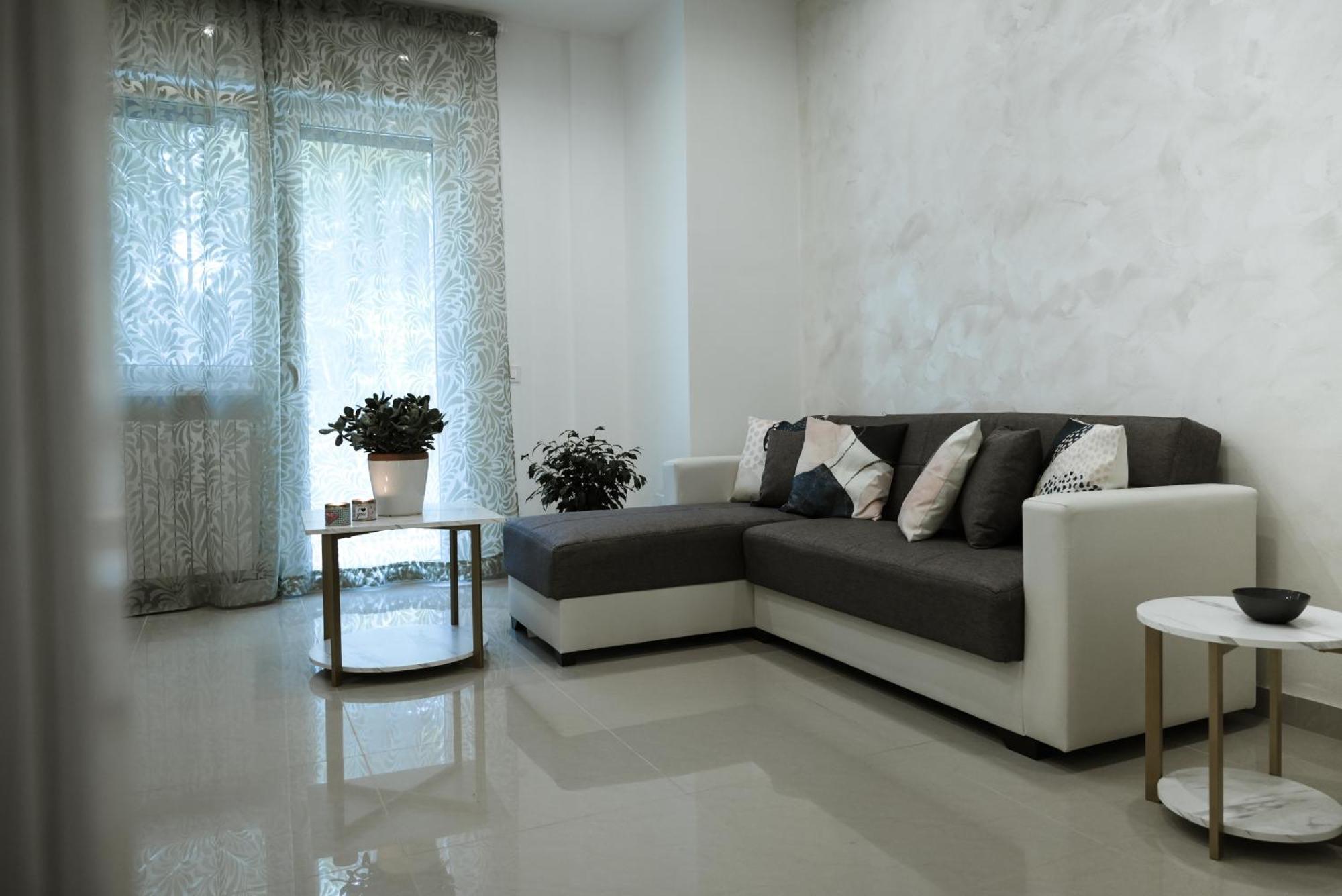 L'Albero Di Giada Apartment Bari Bagian luar foto